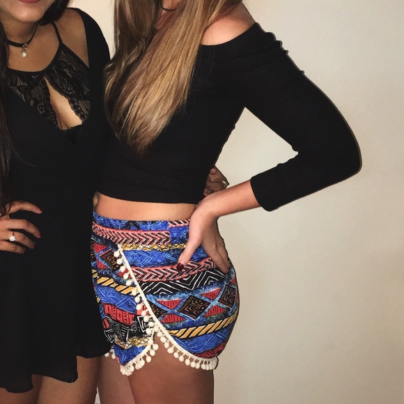 Bohemian Boutique Shorts - Picture 3 of 3